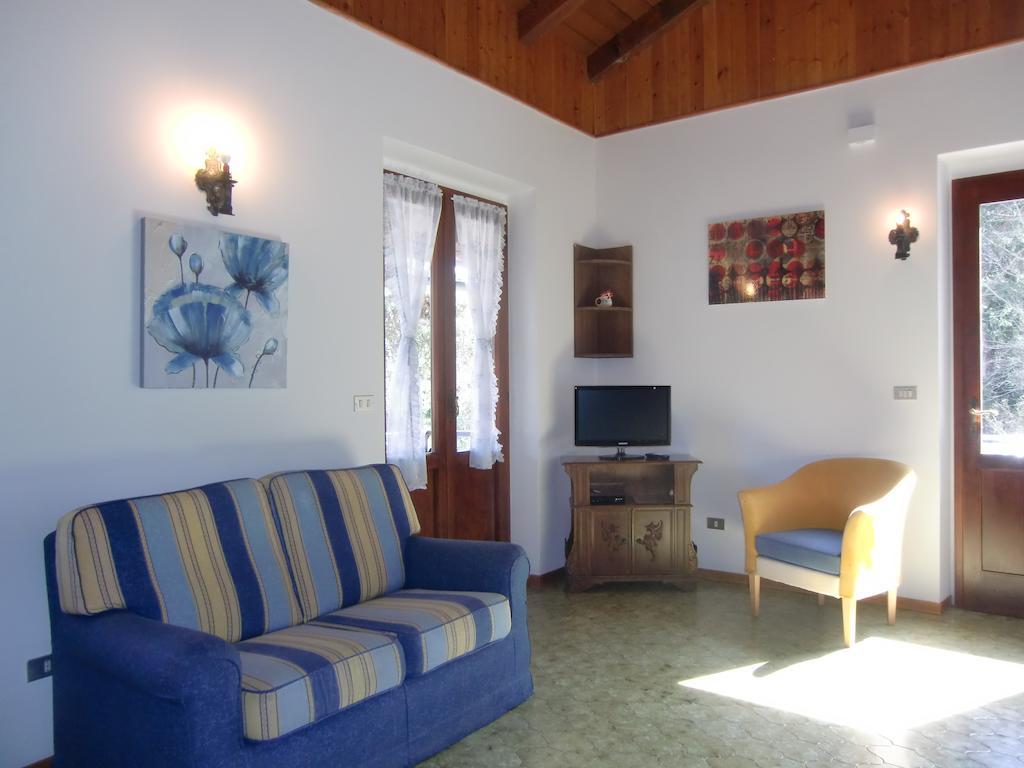 Casa Ambra Διαμέρισμα Val Maria-Pur Δωμάτιο φωτογραφία