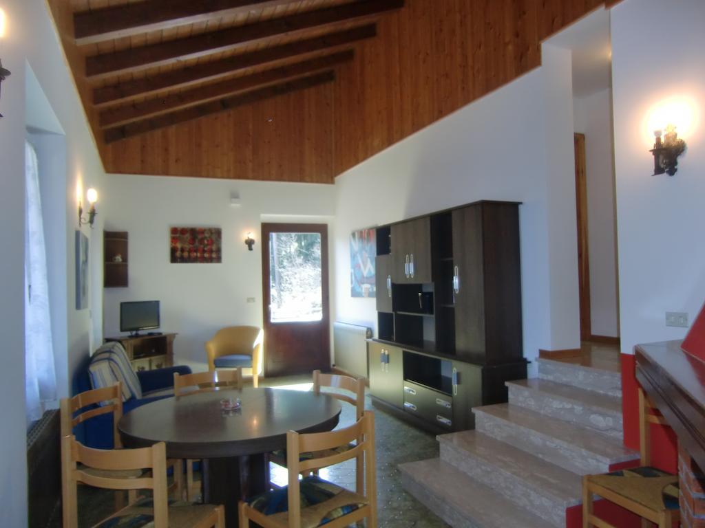 Casa Ambra Διαμέρισμα Val Maria-Pur Δωμάτιο φωτογραφία